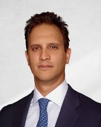 Jay Oppenheimer's Instagram, Twitter & Facebook