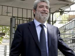Persona que por tener autoridad en una escuela, secta u otro grupo, lo representa y habla en nombre del mismo el portavoz del gobierno dará una rueda de prensa. Miguel Angel Rodriguez Portavoz Del Gobierno Con Aznar Fichaje Del Pp De Madrid Noticias De Nacional En Heraldo Es