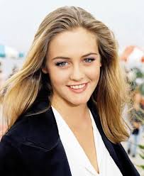 Flashback N' The Day added a new photo.