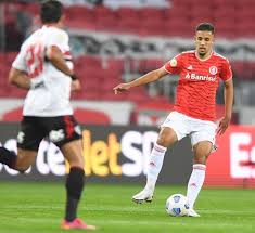 Sport club internacional, (portuguese pronunciation: Arquivos Pedro Henrique Vozes Do Gigante