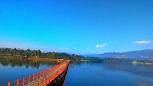 Untuk masuk dan berekreasi ke situ gede, pengunjung harus membayar retribusi sebesar rp. Lokasi Dan Harga Tiket Masuk Situ Cileunca Pangalengan Danau Cantik Yang Tenang Dengan Warna Air Biru Daka Tour
