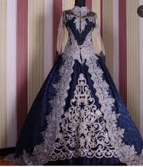 Pink bubblegum princess idea baju akad nikah dan bertunang sumber : Desain Gaun Pengantin Biru Yang Menawan Blog Tiga Dara