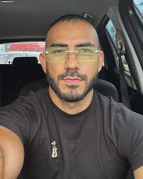 Cliente usando rosario