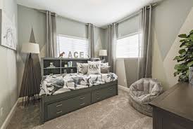 Before we begin, here is a trick to make things easy and organized — split the room decoration into four categories — furniture, wall paint, decor, and accessories. Green And Grey Hues Make For The Perfect Dino Room Any Little Boy Would Love Green Boys Room Hunter Green Bedrooms Grey Interior Design