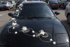 Elegant Wedding Car Decoration With Small White Roses Wedding Car Car Decor Bridal Car
