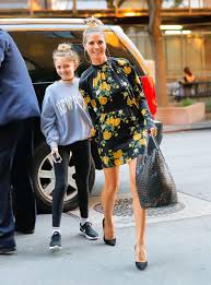 Leni klum der lässige style von heidis tochter. Heidi Klum S Daughter Leni Doesn T Show Her Face On Instagram What To Know About Her 4 Kids