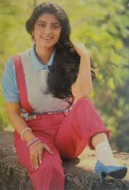 Juhi Chawla Turns 50 Have You Seen These Photos Of The Birthday Girl Indiatoday Juhi chawla who was the recipient of the 1984, miss india contest made her acting debut with the 1986 film, sultanat.with her various roles and brilliant. juhi chawla turns 50 have you seen