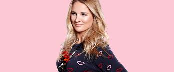 Veel mensen vonden namelijk dat presentatrice lieke van lexmond een wel héél bijzonder jurkje aan had. Man Van Lieke Van Lexmond Plaatste Dit Superleuke Familiekiekje 100 Nl Magazine