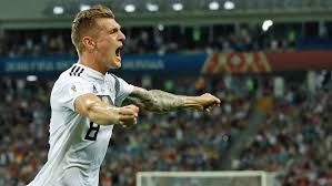 Kroos plays mainly as a central midfielder, but is also used as. Bundesliga Toni Kroos Real Madrid S World Class Midfielder Made In The Bundesliga