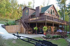 Beautiful Lakefront Home On Nolin Lake Lakefront Homes House On The Water Lake House