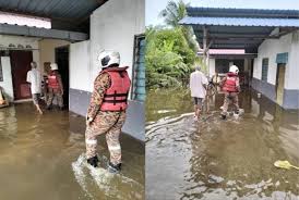Kuala Langat flood affects five houses ...