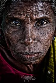 Periyakka Periyakka Actual Meaning In Tamil Is Elder Sister Is A Street Vendor Who Makes Awesome Masala Vadai Banana Bajji Rostos Humanos Rosto Retrato