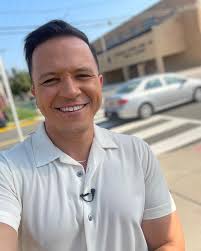 First day of school but it feels like Summer. Stay hydrated! ☀️