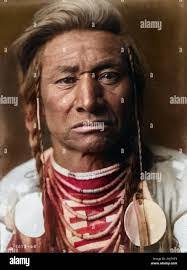 Edward Crow's Instagram, Twitter & Facebook