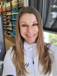 Sharon Polsky's Instagram, Twitter & Facebook