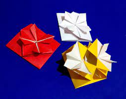 Pop Up Envelope With Flower And Secret Message Inside Origami Gift Card Origami Cards Origami Gifts Japanese Origami