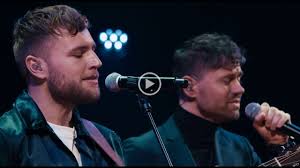 Suzan & freek is a dutch singing duo from de achterhoek, netherlands consisting of suzan stortelder and freek rikkerink. Suzan Freek Als Het Avond Is Cover Met Nick Simon Vrienden Van Cover Vrienden Muziek