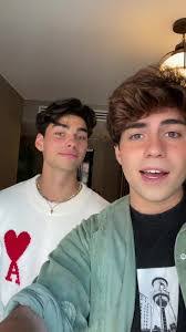 Rebecca Jacob's Instagram, Twitter & Facebook