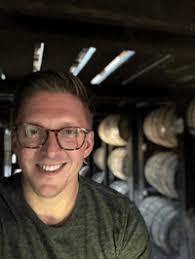 Meet the Crew and People Working at Luke's Lobster Locations