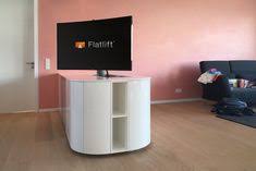 Ein schwerer vorhang kann, wie dieses beispiel zeigt, eine elegante lösung sein. 8 Fernseher Verstecken Ideen Fernseher Verstecken Fernseher Wohnzimmer Tv
