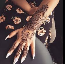 27 Amazing Henna Tattoo Designs That Will Beautify Your Skin Amazing Beautify Designs He Henna Tattoo Designs Hand Henna Tattoo Hand Henna Tattoo Designs