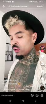 VAWULENCE‼️ Chris Brown leaves a comment