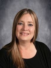 Shelley Kellogg's Instagram, Twitter & Facebook