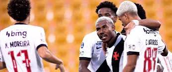 Vasco fica duas vezes atr&aacute;s do placar, mas busca empate com o Independiente Medell&iacute;n pela Sul-Americana