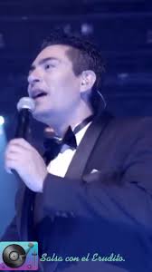 Joseph Amado, rindiendole tributo a Héctor Lavoe con la orquesta sinfó...