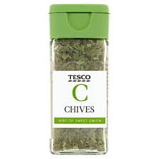 Chives should be cut at the base, not high up in the leaves themselves. Tesco Freeze Dried Chives 3 5 G Jar Tesco Groceries