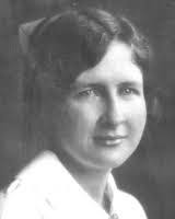 Lelia Carroll's Instagram, Twitter & Facebook