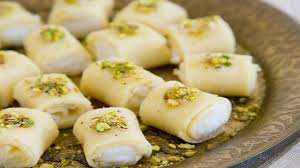 It may be served as a hot porridge, or it may be allowed to cool and solidify into a loaf that can be baked, fried, or grilled. I2 Wp Com 2qlam Com Wp Content Uploads 2020 05