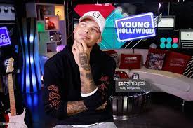 Kane Brown Visits The Young Hollywood Studio On October 6 2017 In Los Angeles California Kane Brown Hollywood Studio Brown