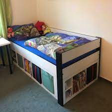 Ikea robin einzelbett blau griesheim schraenke download image. Dank Kallax Hack Zum Bett Mit Stauraum New Swedish Design