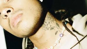 Maybe you would like to learn more about one of these? Vitao Homenageia Luisa Sonza Com Tatuagem Veja As Fotos Clipfm 88 7