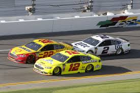 Nine northern crew chiefs, 18 southern and one foreign. Team Penske Rotates Nascar Crew Chief Lineup