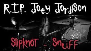 The tribute was done in one sweeping move across facebook, twitter and instagram, where slipknot's band accounts as well as those of individuals singer corey taylor. Xcq Uz3mfm4anm