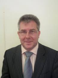 „mało jest kobiet, dla których mógłbym być mężem. Ryszard Czarnecki Wikicytaty