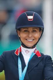 Ashley Holzer's Instagram, Twitter & Facebook