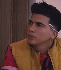 Capitulo 24 LILIANA le pide a TOÑO cambie su forma de vestir 🥹, pero el le  dice que si lo quiere debe aceptarlo asi . Tu que poinas ? #kachafa  #viral_video #novelas2024 #eeuu🇺🇸 #LosGarcia #soykachafa ...