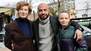 Jasna fritzi bauer hatte ihren durchbruch mit dem kinofilm ein tick anders und verkörpert im tatort die enthusiastische liv moormann. Zweiter Fall Fur Das Neue Team Tatort Ard Das Erste