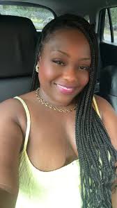 Introduction of a teaching artist from Chicago