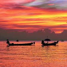 Contoh lukisan pemandangan di tepi pantai pada waktu senjaberapa di pantai saat senja tentu akan membuat mood lebih baik dan membuat hati yang galau menjadi penuh kesyukuran atas nikmat yang diberikan sang pencipta. Padi Divemaster Course In Thailand Asia Scuba Instructors
