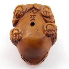 Bull Frog Boxwood Ojime Bead