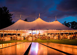 Carpas la martina es una empresa dedicada al alquiler de carpas para eventos importantes. Conoce Nuestra Carpa Grande Con Capacidad Para 320 Personas Sentadas 522 Personas Paradas Carpas Para Eventos Eventos Carpa