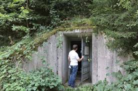 Verlassene Bunker Und Ein Grab Im Wald Entdeckungen Im Limmersdorfer Forst