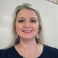 Amy Petri's Instagram, Twitter & Facebook