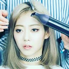 A Medic Jin E Muito Linda Medic Jin Bae Yujin Girlkind Korean Pop Medical Girl Group