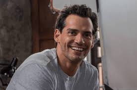 En derecho) universidad central de venezuela; Cristian De La Fuente Dedico Tierno Mensaje A Su Hija