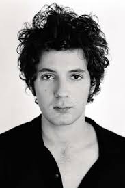 Reparto de Los casos de Victoria (película 2016). Dirigida por Justine  Triet